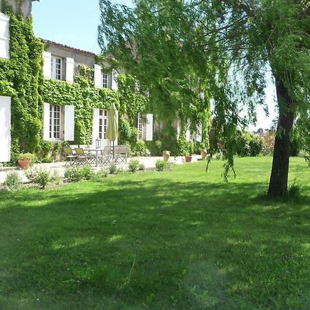 Domaine De La Queyssie Bed and Breakfast Saussignac Exteriör bild