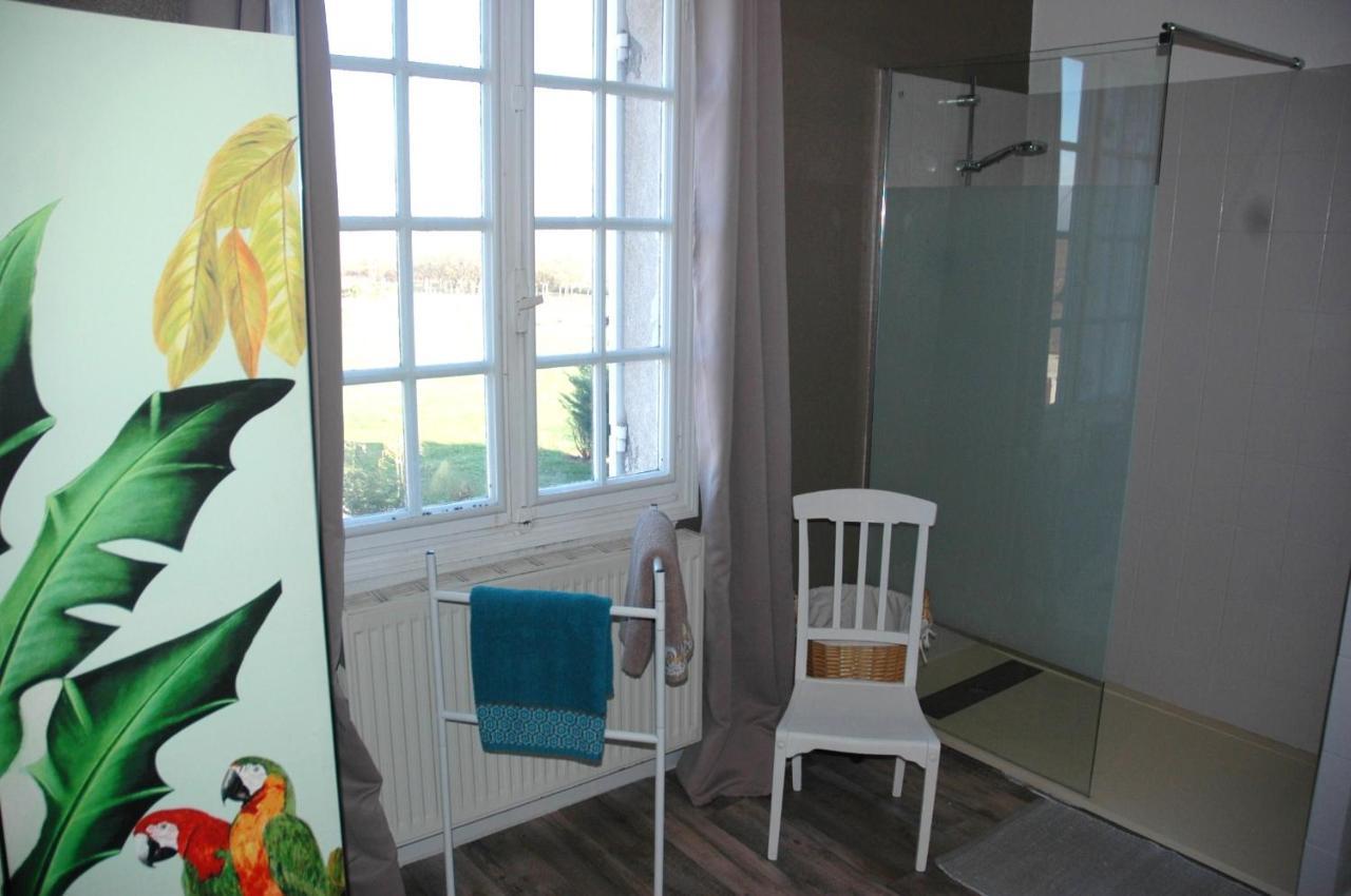 Domaine De La Queyssie Bed and Breakfast Saussignac Exteriör bild