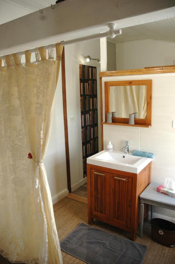 Domaine De La Queyssie Bed and Breakfast Saussignac Exteriör bild