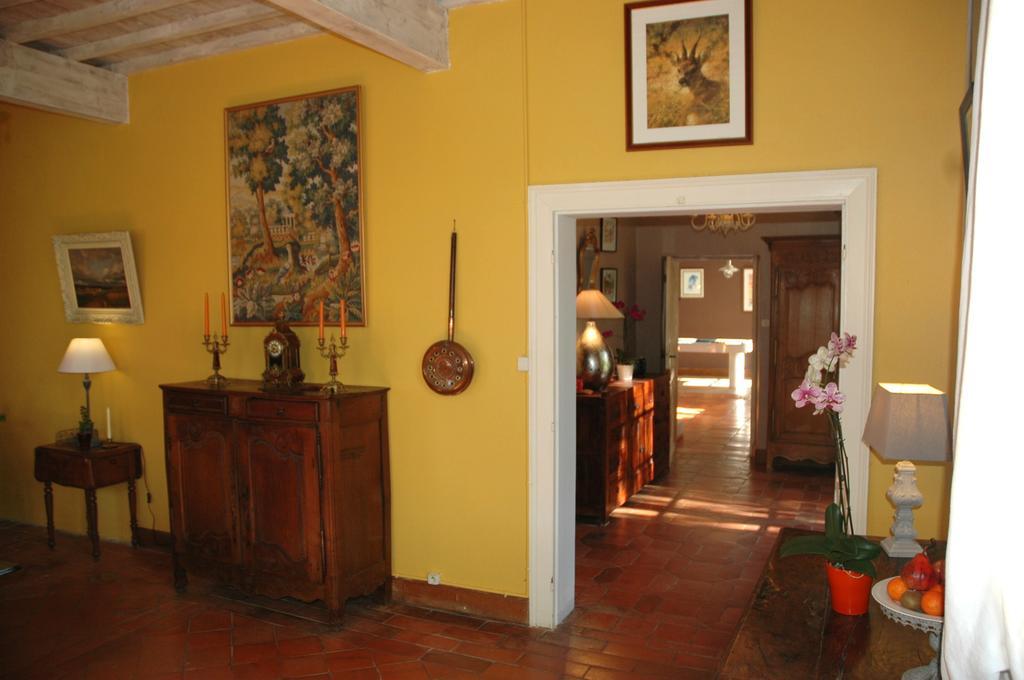 Domaine De La Queyssie Bed and Breakfast Saussignac Exteriör bild