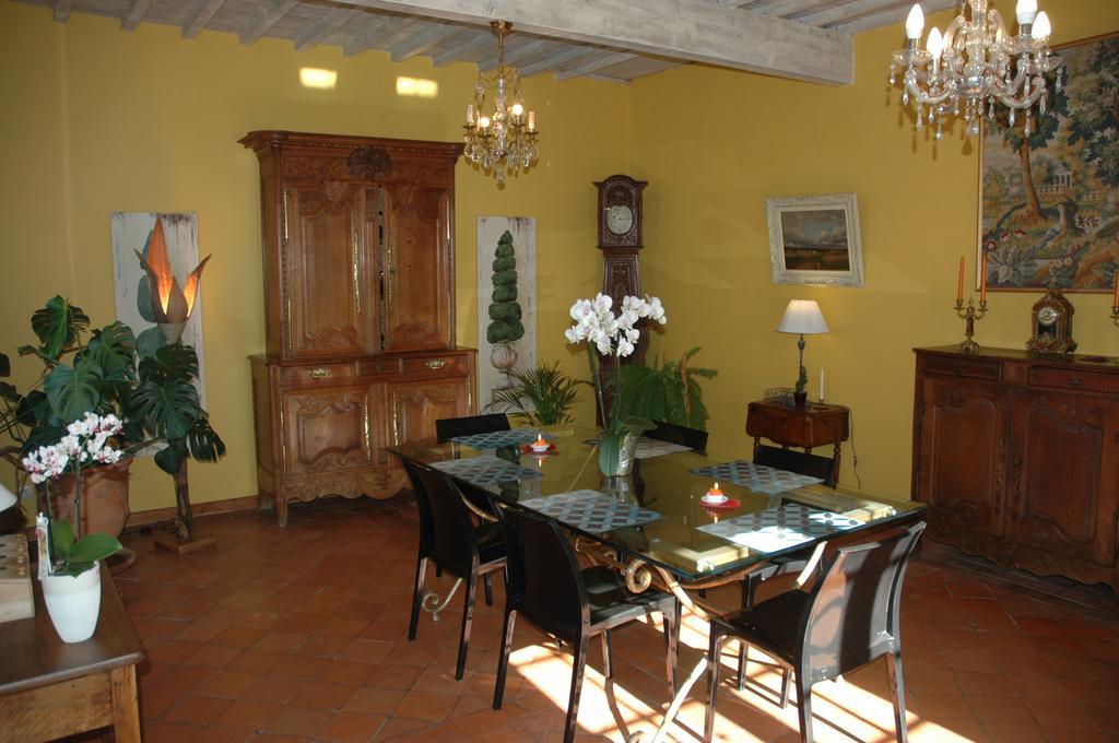 Domaine De La Queyssie Bed and Breakfast Saussignac Exteriör bild